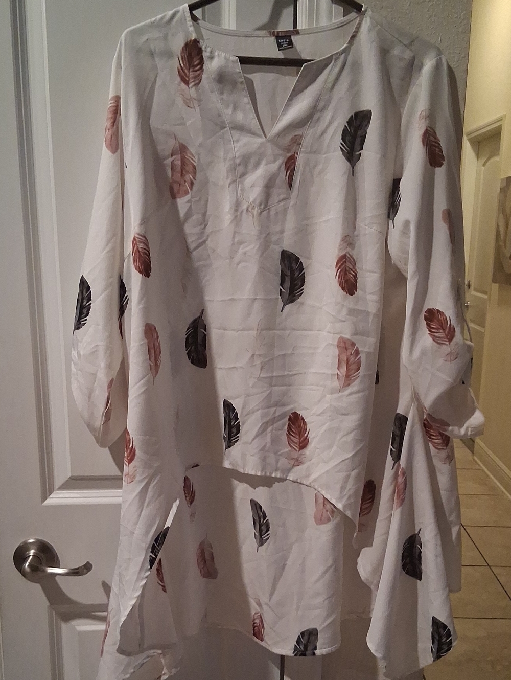 SHEIN White Button-Down Shirt with Feather Print